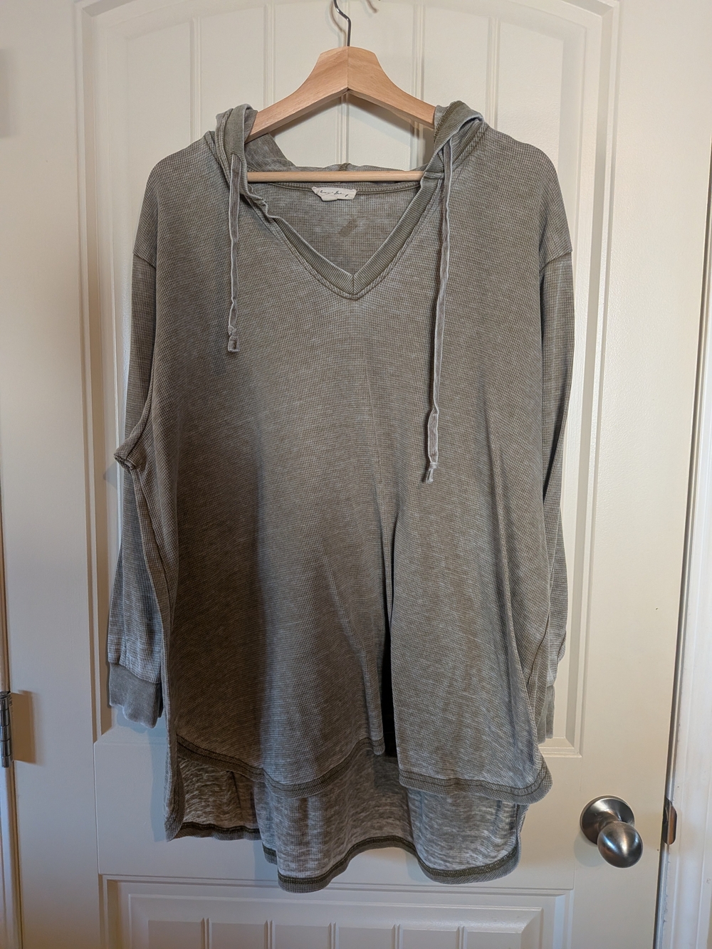 Cozy V-Neck Hooded Worn-look Top